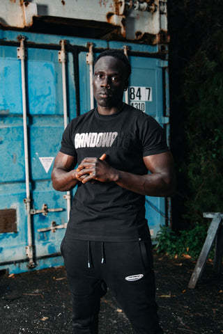 Onyx Tee