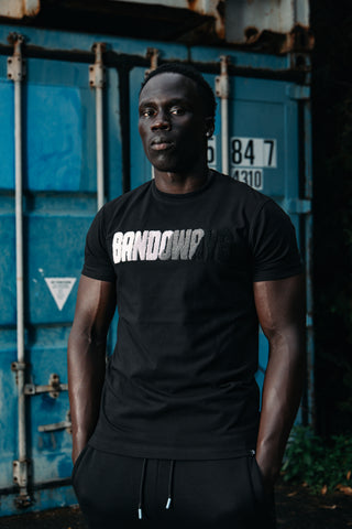 Onyx Tee
